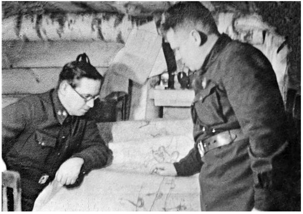 Иллюстрация к книге — Подольские курсанты [i_007.jpg]