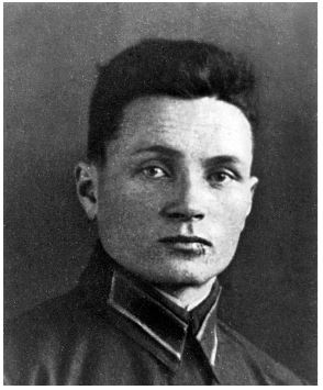 Иллюстрация к книге — Подольские курсанты [i_011.jpg]