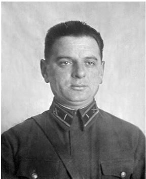 Иллюстрация к книге — Подольские курсанты [i_030.jpg]