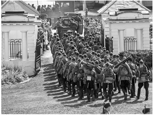 Иллюстрация к книге — Подольские курсанты [i_041.jpg]