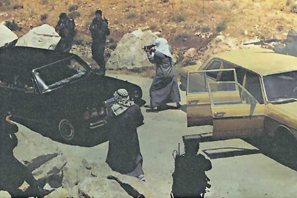 Иллюстрация к книге — Восстань и убей первым. Тайная история израильских точечных ликвидаций [i_037.jpg]