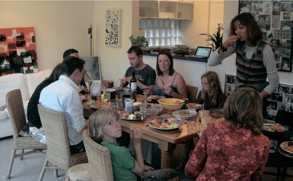 Иллюстрация к книге — Как приучить ребенка к здоровой еде: Кулинарное руководство для заботливых родителей [i_035.jpg]