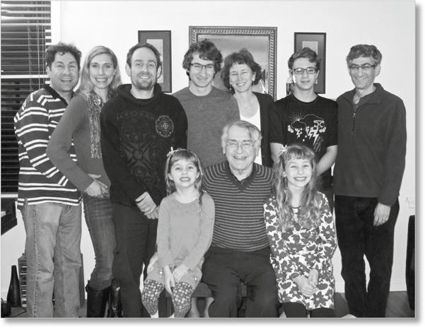 Иллюстрация к книге — Где-то в мире есть солнце. Свидетельство о Холокосте [i_027.jpg]