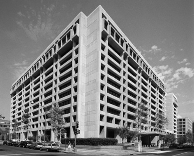 Иллюстрация к книге — Бреттон-Вудс: ключевое событие новейшей финансовой истории [i_043.jpg]