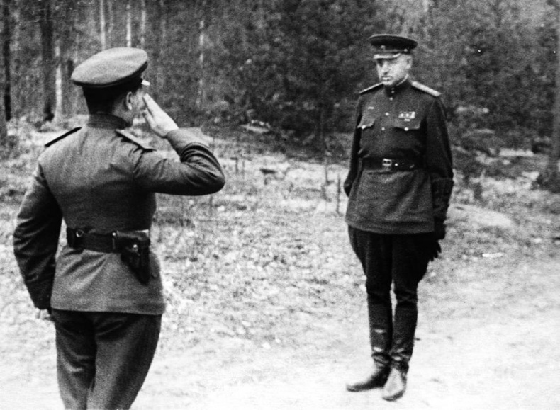 Иллюстрация к книге — Воспоминания без цензуры [i_018.jpg]