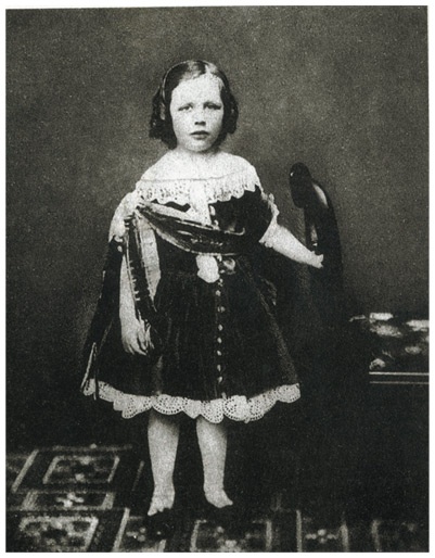 Иллюстрация к книге — Мода и гении [i_049.jpg]