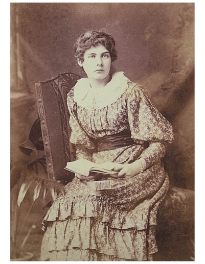 Иллюстрация к книге — Мода и гении [i_064.jpg]