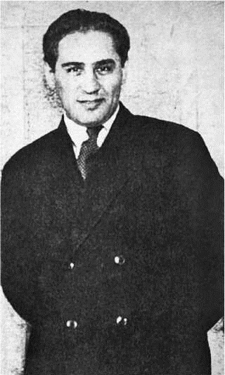 Иллюстрация к книге — Разведка и Кремль. Записки нежелательного свидетеля [i_020.jpg]