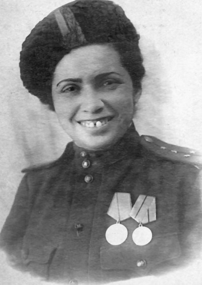 Иллюстрация к книге — Разведка и Кремль. Записки нежелательного свидетеля [i_045.jpg]