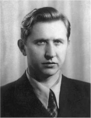 Иллюстрация к книге — Разведка и Кремль. Записки нежелательного свидетеля [i_156.jpg]