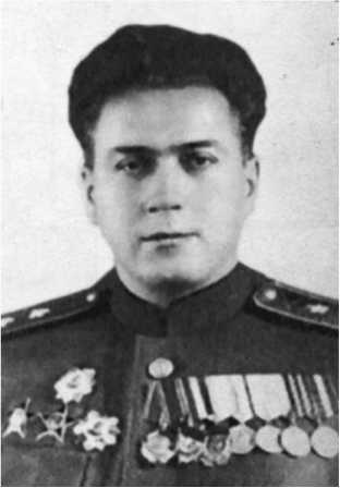 Иллюстрация к книге — Разведка и Кремль. Записки нежелательного свидетеля [i_200.jpg]