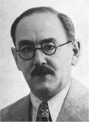 Иллюстрация к книге — Разведка и Кремль. Записки нежелательного свидетеля [i_214.jpg]