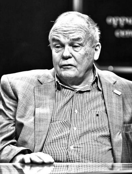 Иллюстрация к книге — А-бомба. От Сталина до Путина. Фрагменты истории в воспоминаниях и документах [i_006.jpg]