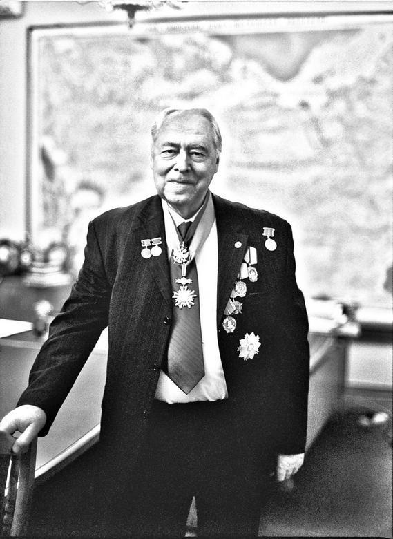 Иллюстрация к книге — А-бомба. От Сталина до Путина. Фрагменты истории в воспоминаниях и документах [i_008.jpg]