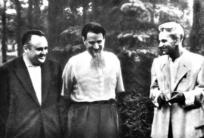 Иллюстрация к книге — А-бомба. От Сталина до Путина. Фрагменты истории в воспоминаниях и документах [i_049.jpg]