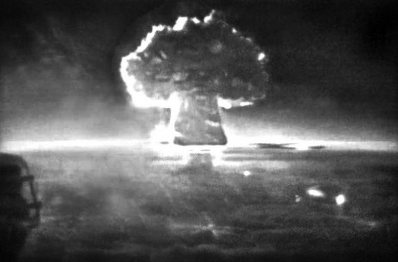 Иллюстрация к книге — А-бомба. От Сталина до Путина. Фрагменты истории в воспоминаниях и документах [i_135.jpg]