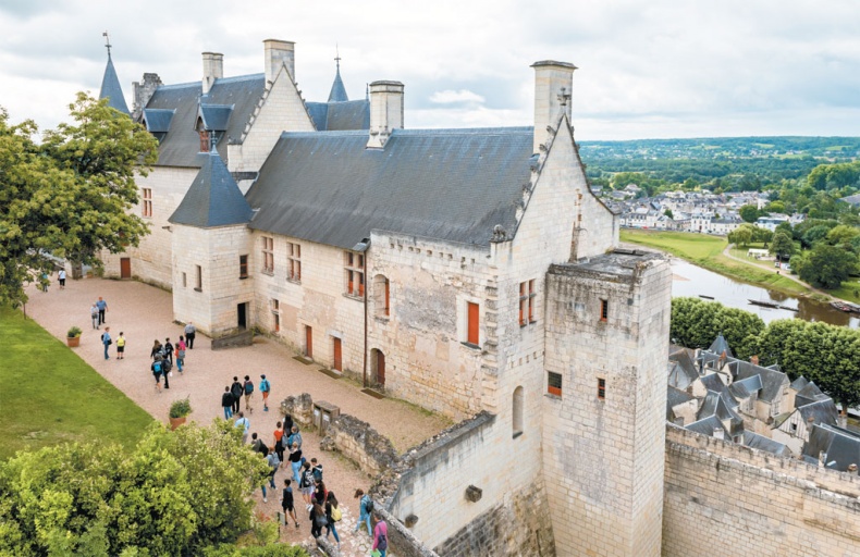 Иллюстрация к книге — Главная война Средневековья. Леопард против лилии [i_048.jpg]