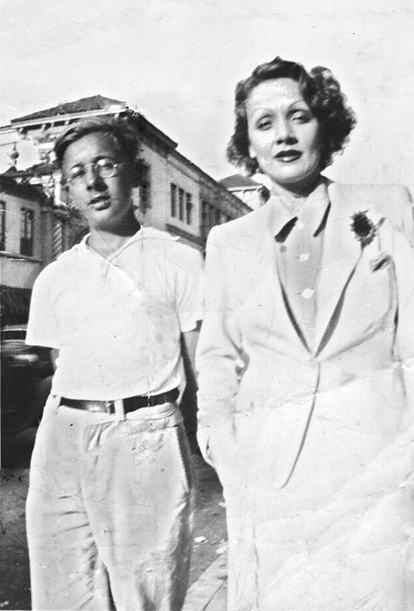 Иллюстрация к книге — Гринтаун. Мишурный город [i_035.jpg]