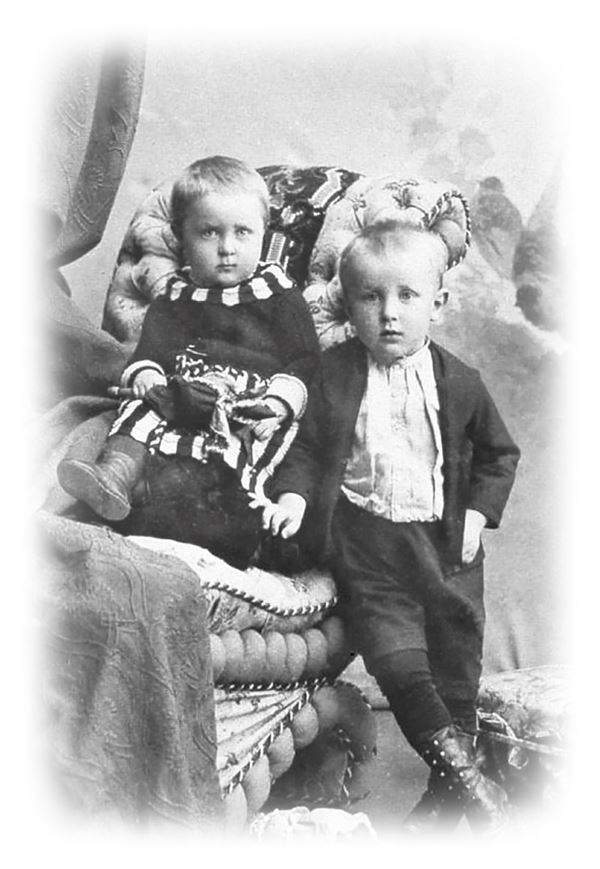 Иллюстрация к книге — Белая гвардия. Михаил Булгаков как исторический писатель [i_005.jpg]