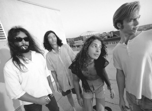 Иллюстрация к книге — Nirvana: Правдивая история [i_013.jpg]