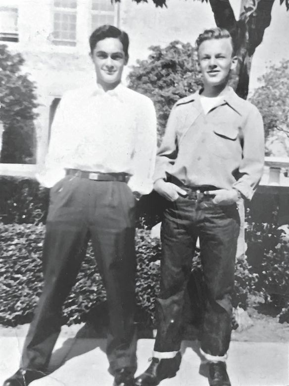 Иллюстрация к книге — Susan Sontag. Женщина, которая изменила культуру XX века [i_012.jpg]