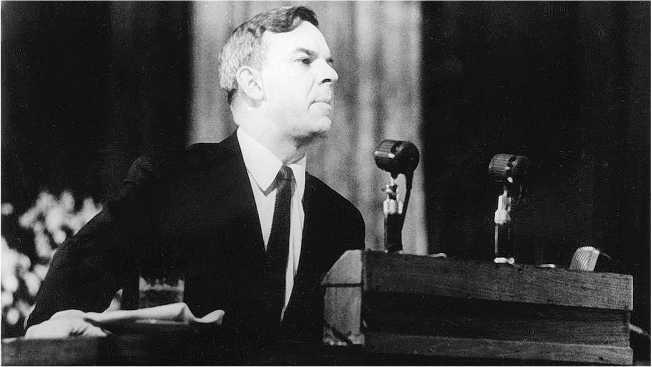 Иллюстрация к книге — История службы государственной безопасности. От Хрущёва до Путина [i_006.jpg]