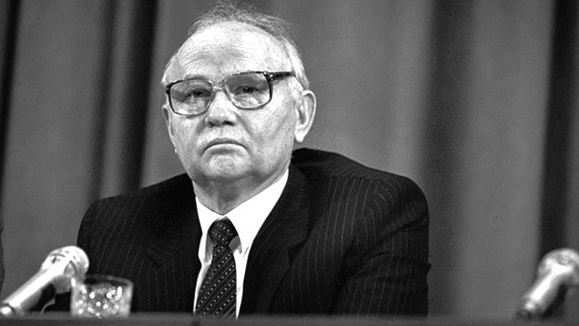 Иллюстрация к книге — История службы государственной безопасности. От Хрущёва до Путина [i_013.jpg]