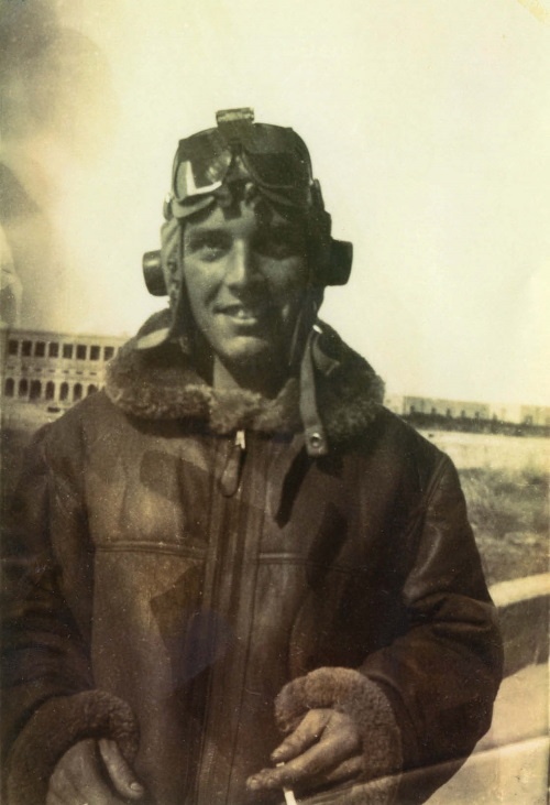 Иллюстрация к книге — Зачем нужна эта кнопка? Автобиография пилота и вокалиста Iron Maiden [i_002.jpg]