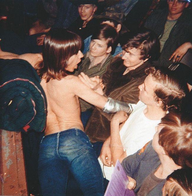 Иллюстрация к книге — Игги Поп. Вскройся в кровь [i_019.jpg]