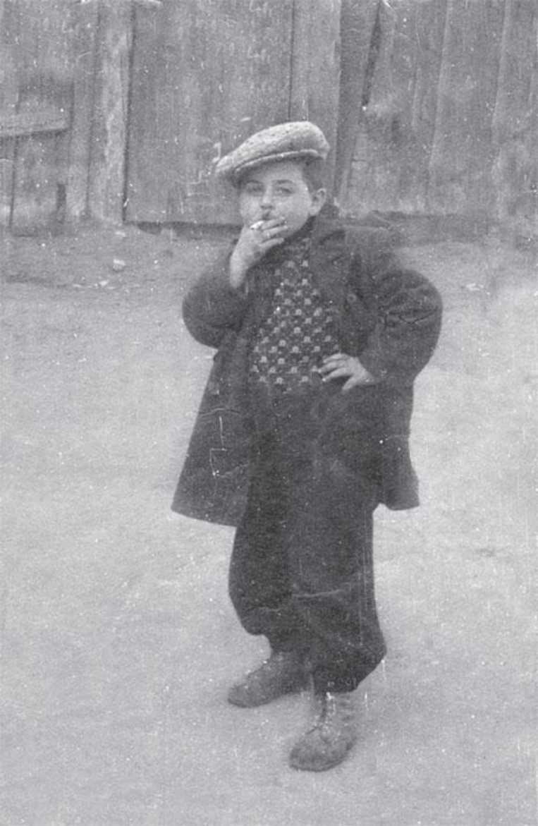 Иллюстрация к книге — Записки непутевого актера [i_008.jpg]