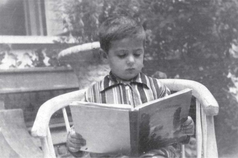 Иллюстрация к книге — Записки непутевого актера [i_009.jpg]