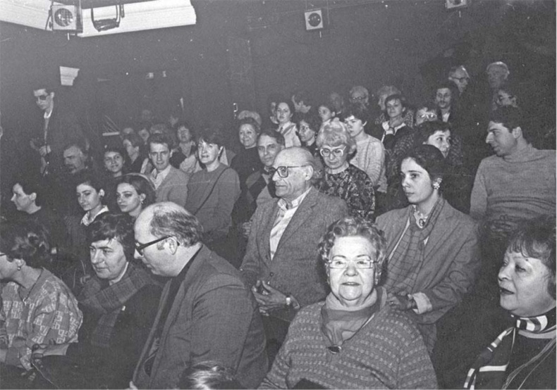 Иллюстрация к книге — Записки непутевого актера [i_044.jpg]