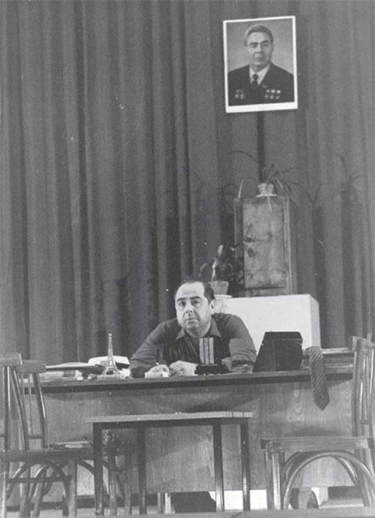 Иллюстрация к книге — Записки непутевого актера [i_045.jpg]