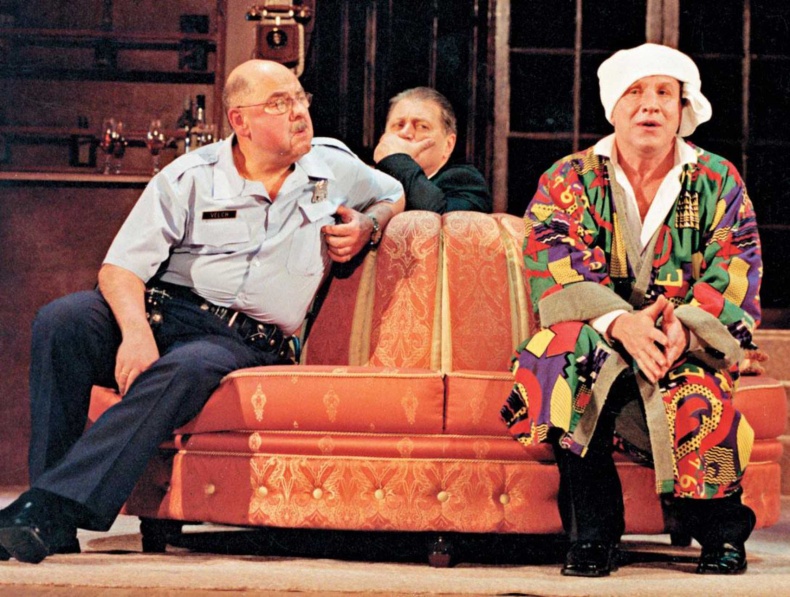 Иллюстрация к книге — Записки непутевого актера [i_063.jpg]