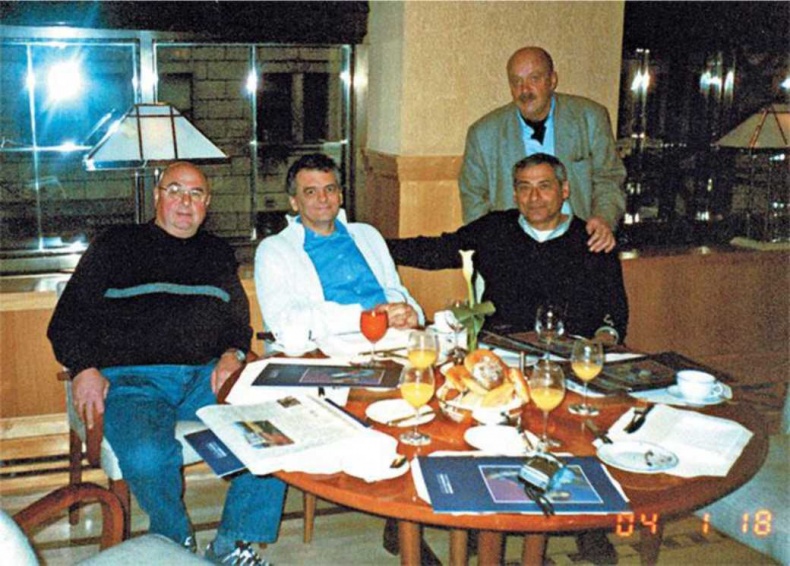 Иллюстрация к книге — Записки непутевого актера [i_103.jpg]