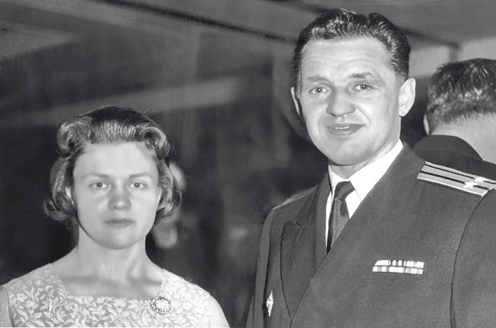 Иллюстрация к книге — ГРУ против МИ-5 и ФБР. Скандал-63 [i_009.jpg]