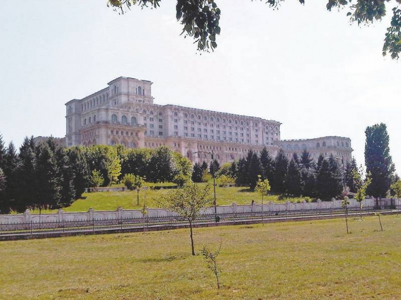 Иллюстрация к книге — Долбящий клавиши [i_035.jpg]