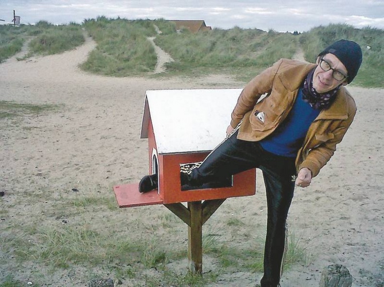 Иллюстрация к книге — Долбящий клавиши [i_044.jpg]