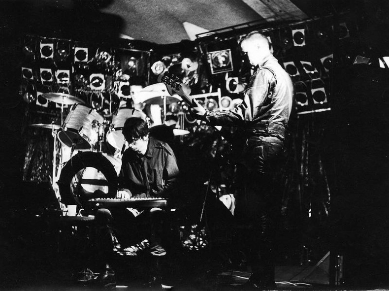 Иллюстрация к книге — Долбящий клавиши [i_069.jpg]