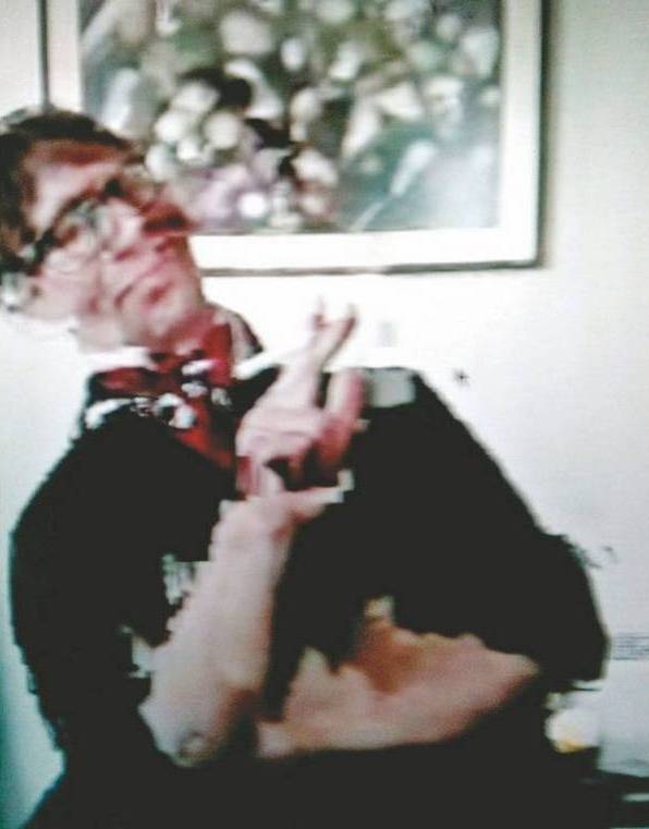 Иллюстрация к книге — Долбящий клавиши [i_073.jpg]