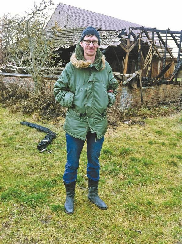 Иллюстрация к книге — Долбящий клавиши [i_118.jpg]