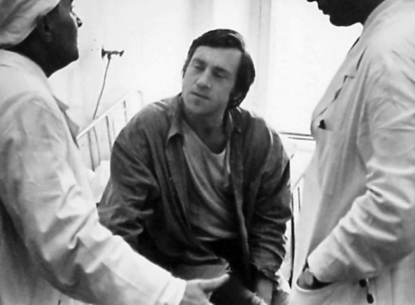 Иллюстрация к книге — Гибель Высоцкого. Правда и домыслы [i_005.jpg]