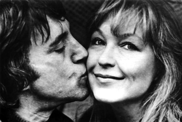 Иллюстрация к книге — Гибель Высоцкого. Правда и домыслы [i_013.jpg]