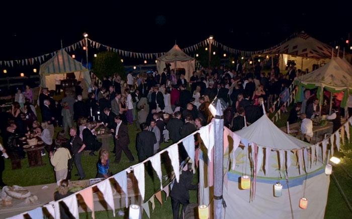 Иллюстрация к книге — Питер Джексон и создание Средиземья. Все, что вы можете себе представить [i_012.jpg]