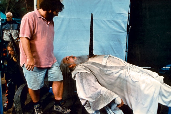 Иллюстрация к книге — Питер Джексон и создание Средиземья. Все, что вы можете себе представить [i_023.jpg]