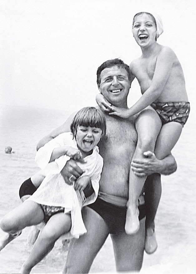 Иллюстрация к книге — Нетелефонный разговор [i_020.jpg]