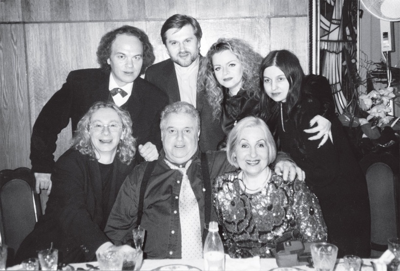 Иллюстрация к книге — Нетелефонный разговор [i_048.jpg]