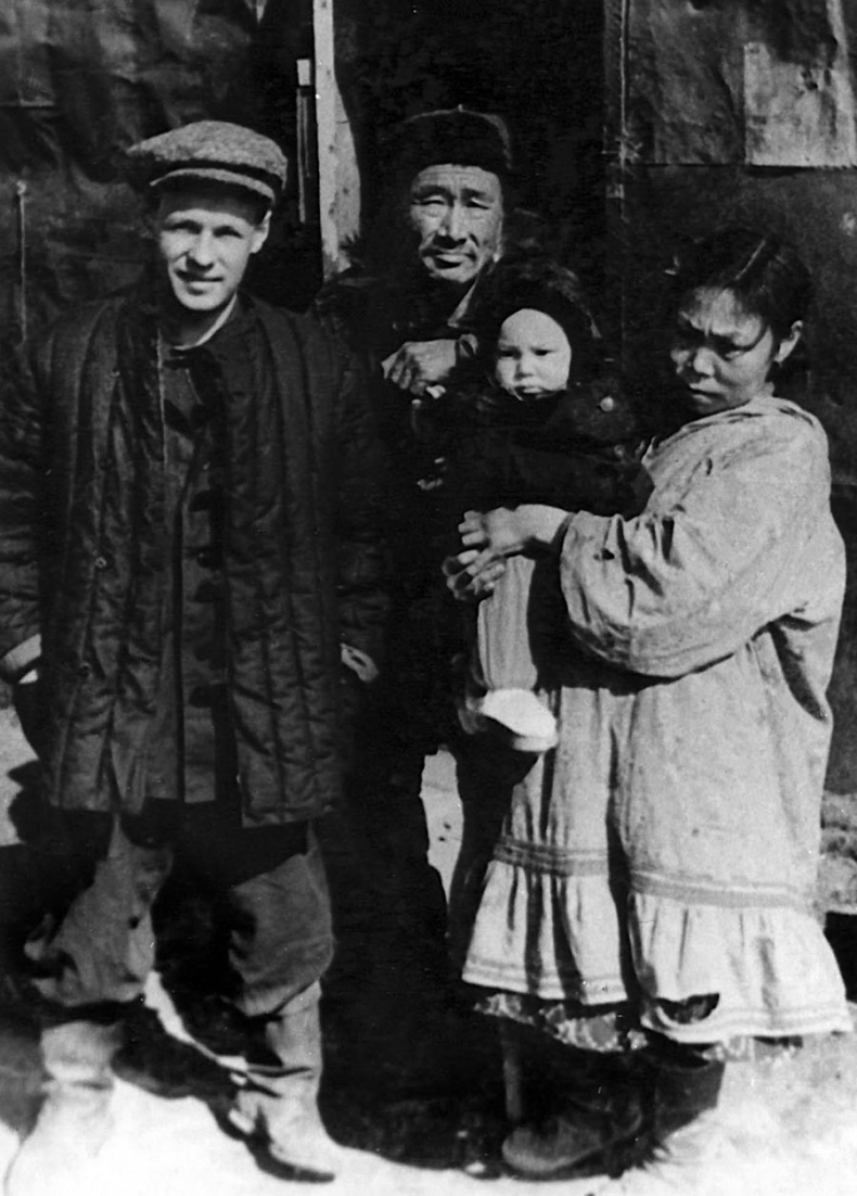 Иллюстрация к книге — Олег Куваев: повесть о нерегламентированном человеке [i_019.jpg]