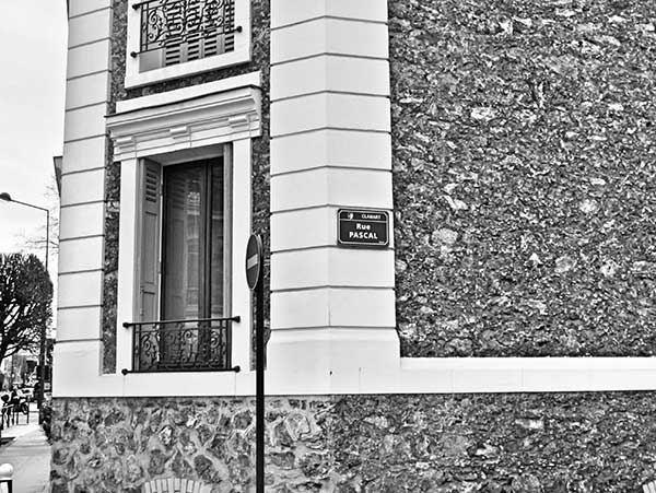 Иллюстрация к книге — Предместья мысли. Философическая прогулка [i_005.jpg]