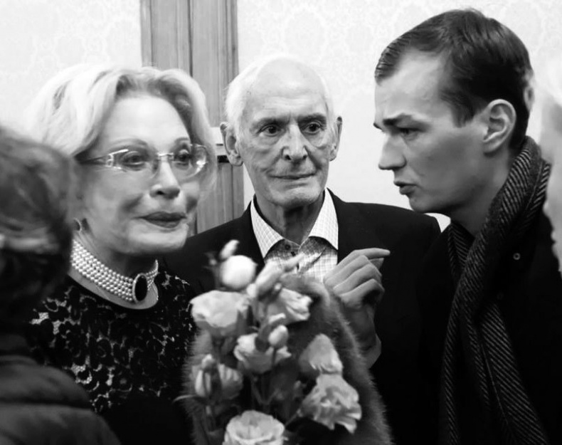 Иллюстрация к книге — Хрустальные легенды Страны Советов [i_065.jpg]